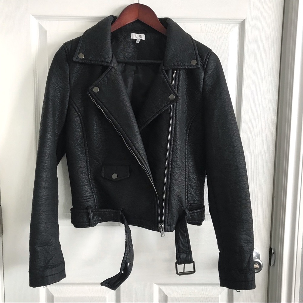 Faux Leather Jacket 🖤